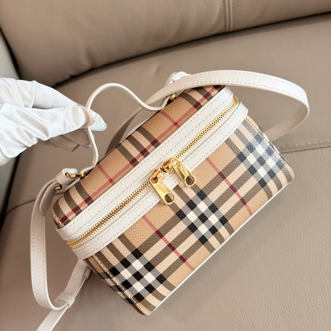 Women's Classic Handbags BURBERRY 18362274