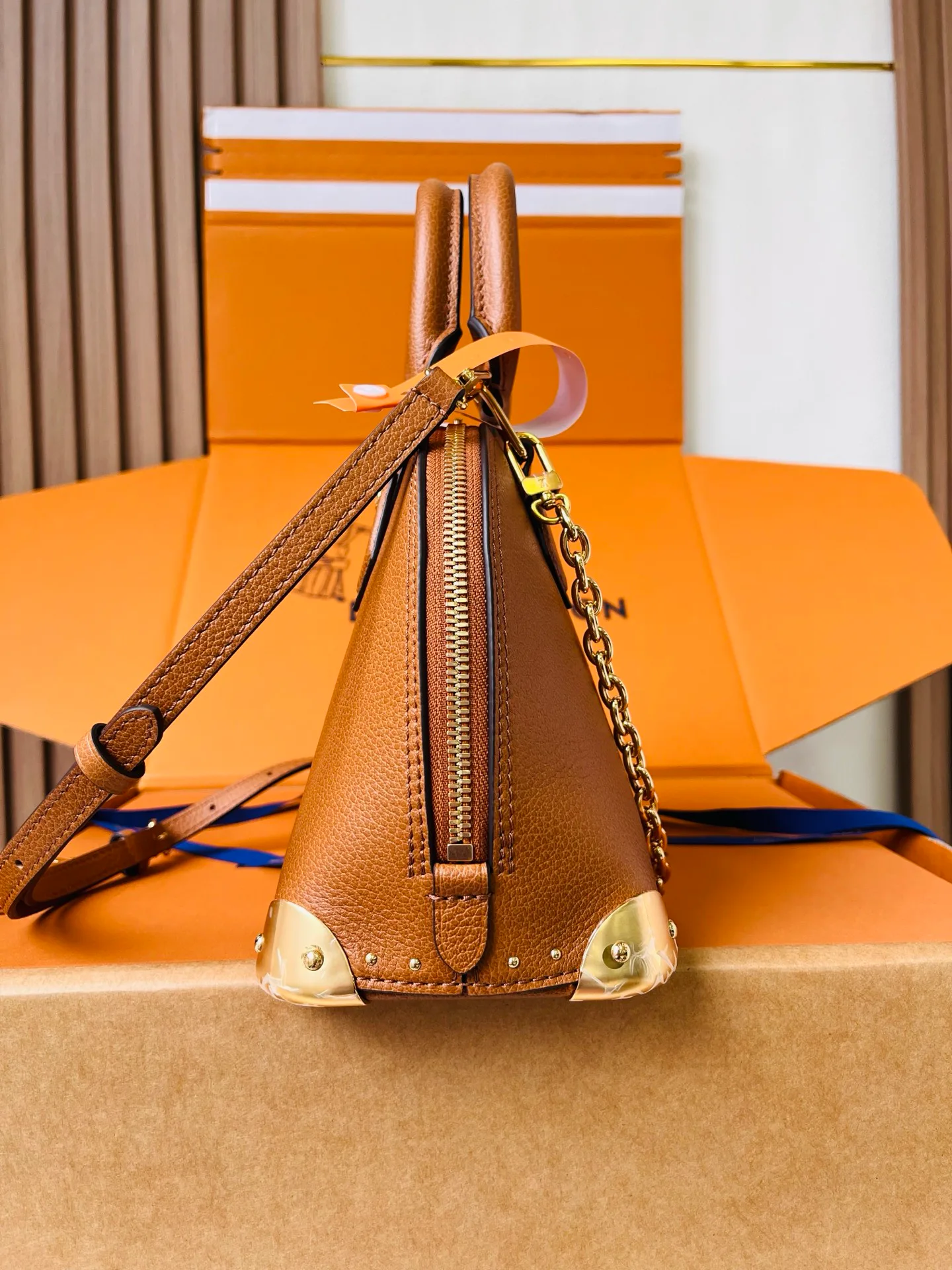 Women's Classic Handbags LOUIS VUITTON 17864843