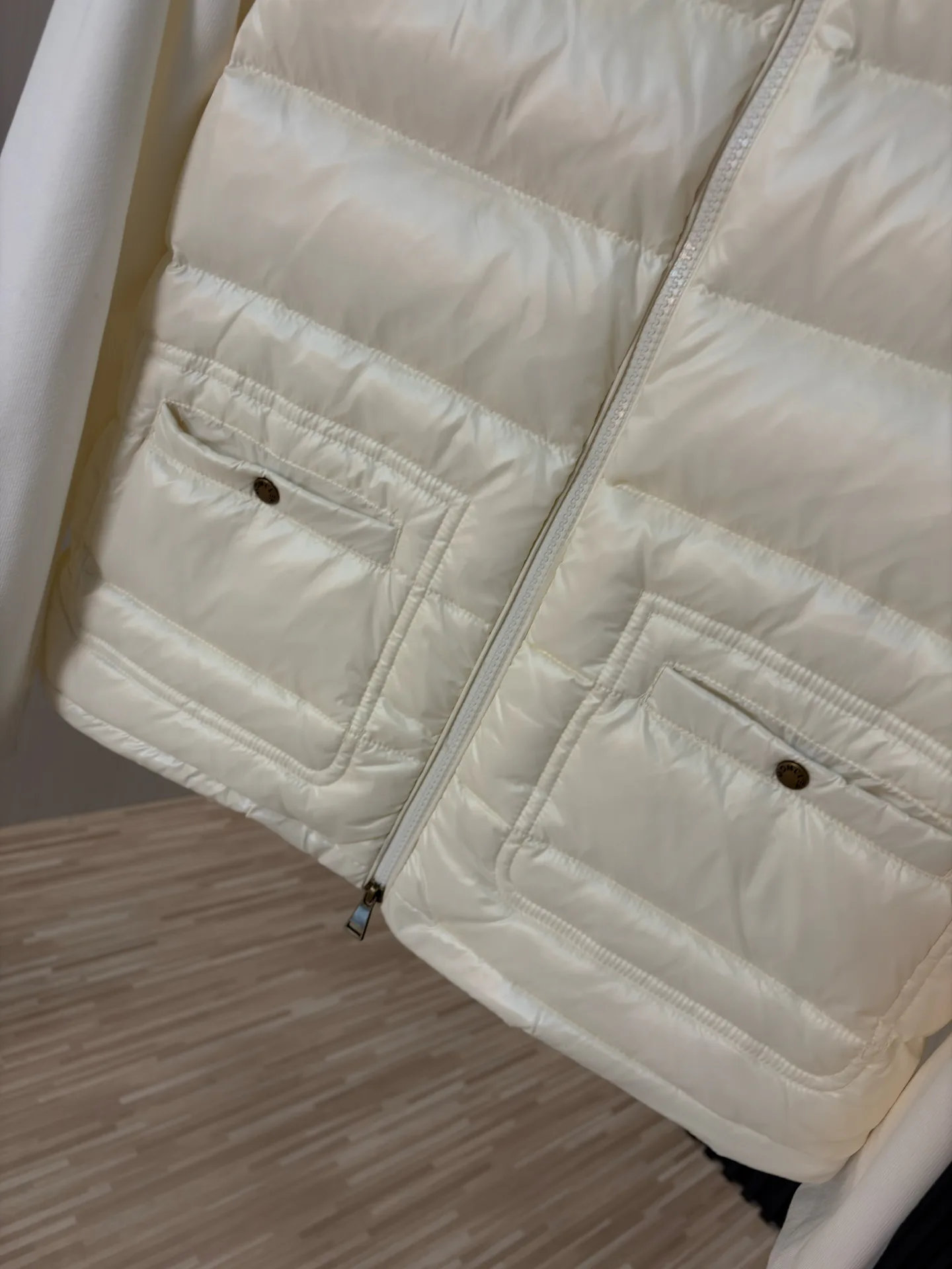 Men's Jackets And Down Jackets MONCLER 18231126