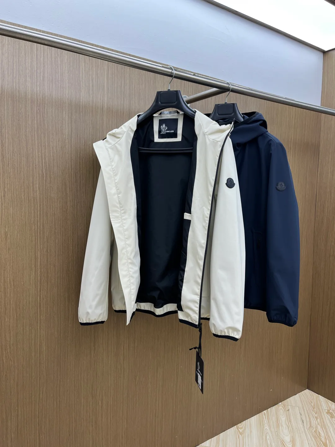 Men's Jackets And Down Jackets MONCLER 17410561