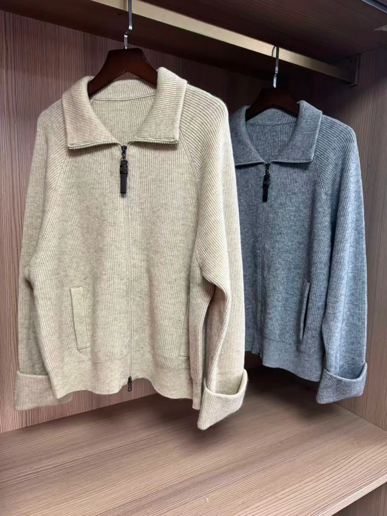 Women's Jumpers And Sweaters BRUNELLO CUCINELLI 17866499