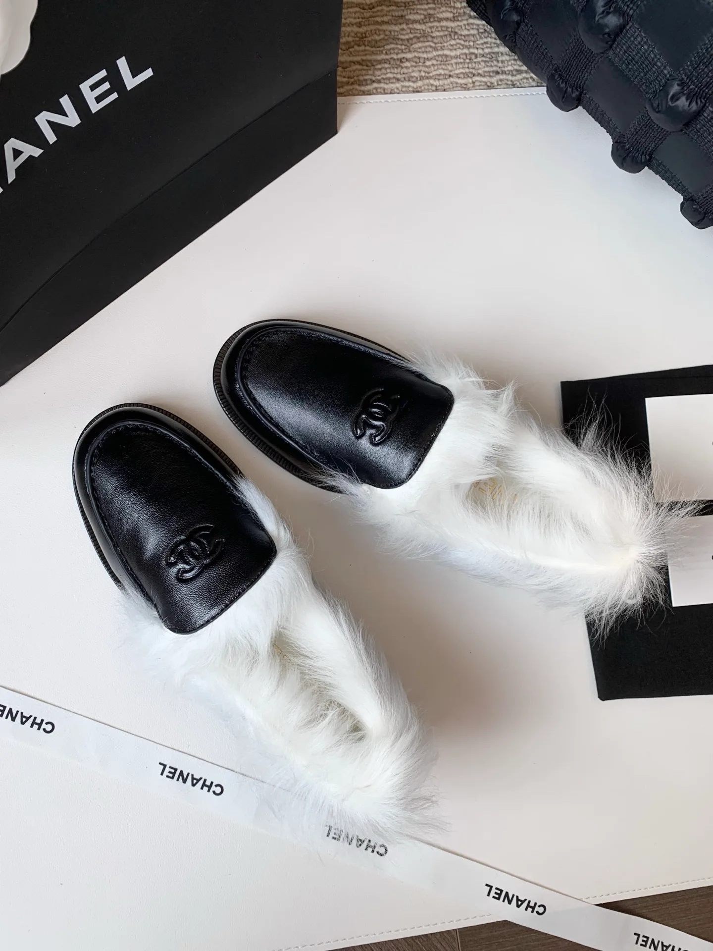 Women's Loafers And Moccasins CHANEL 18424300