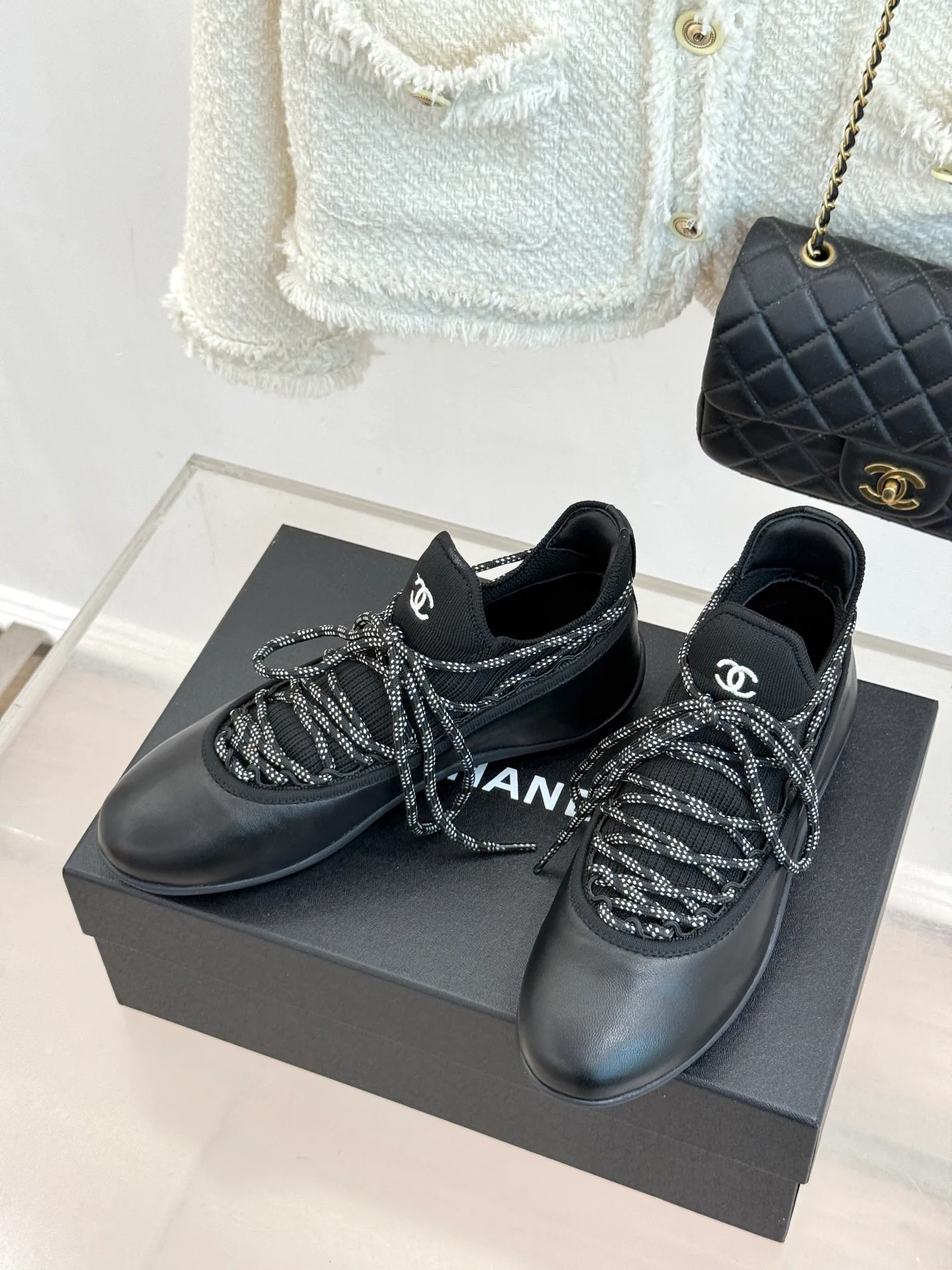 Women's Sneakers CHANEL 16891578