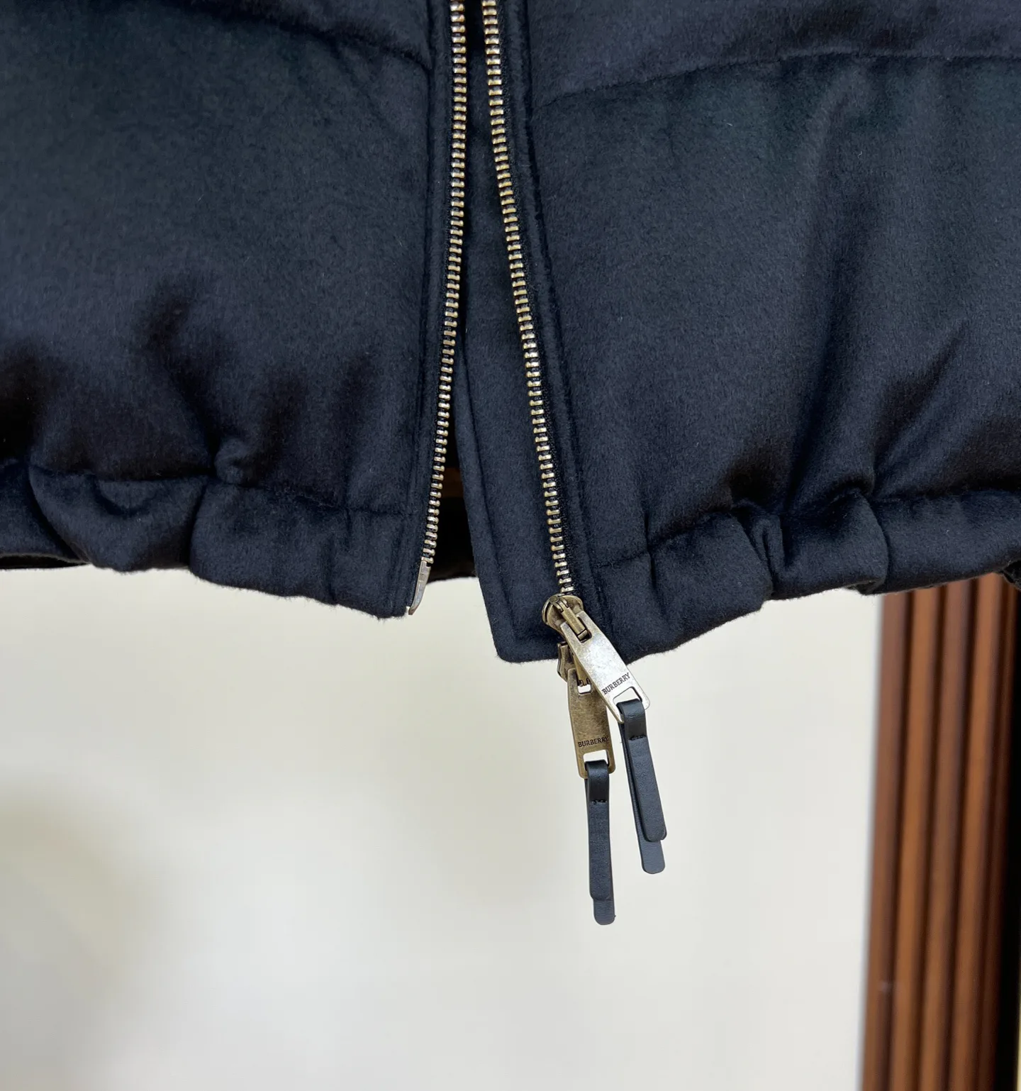 Women's Jackets And Down Jackets BURBERRY 18183462