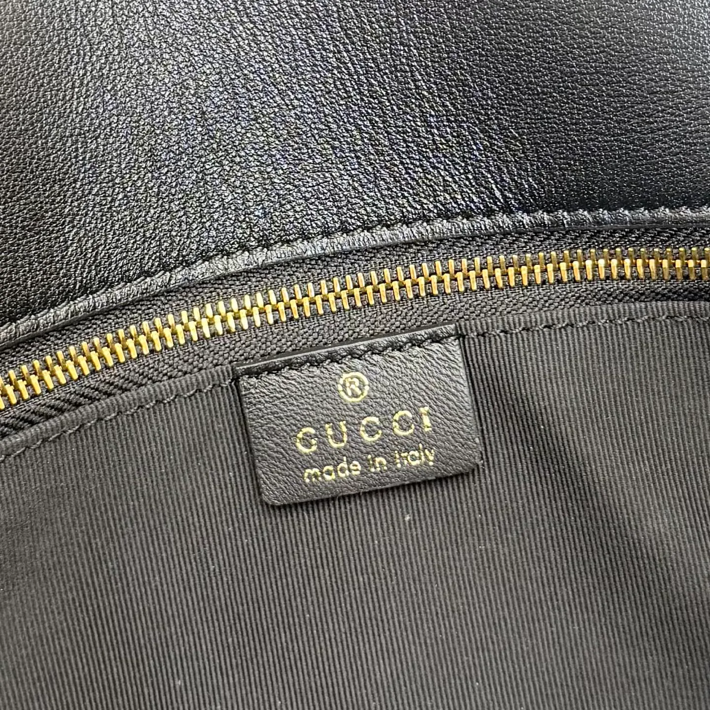 Women's Classic Handbags GUCCI 17947724
