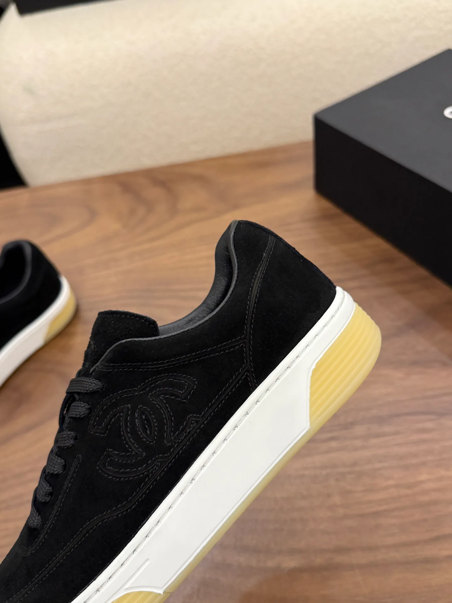 Women's Sneakers CHANEL 17923223