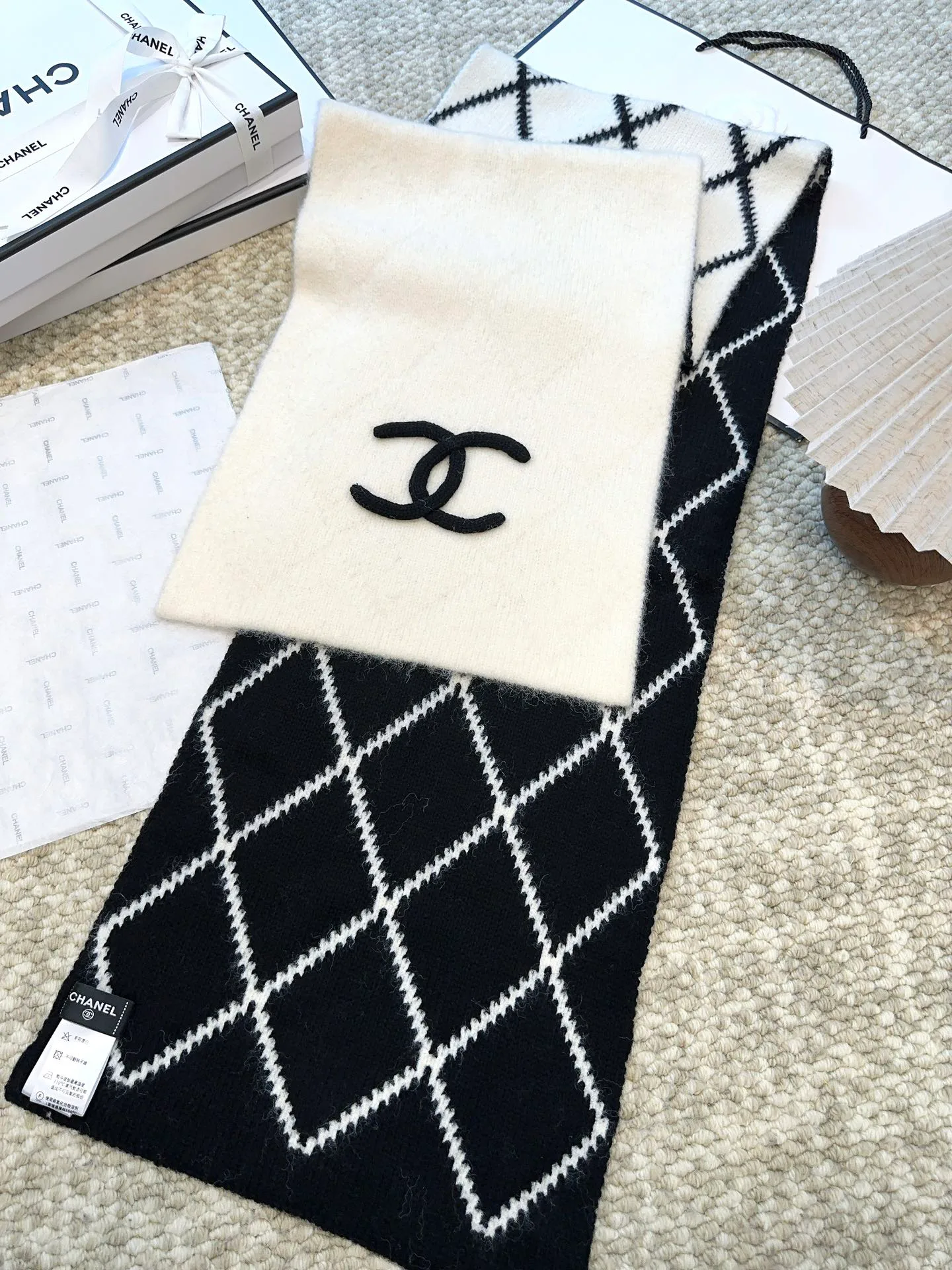 Scarves CHANEL 18105431