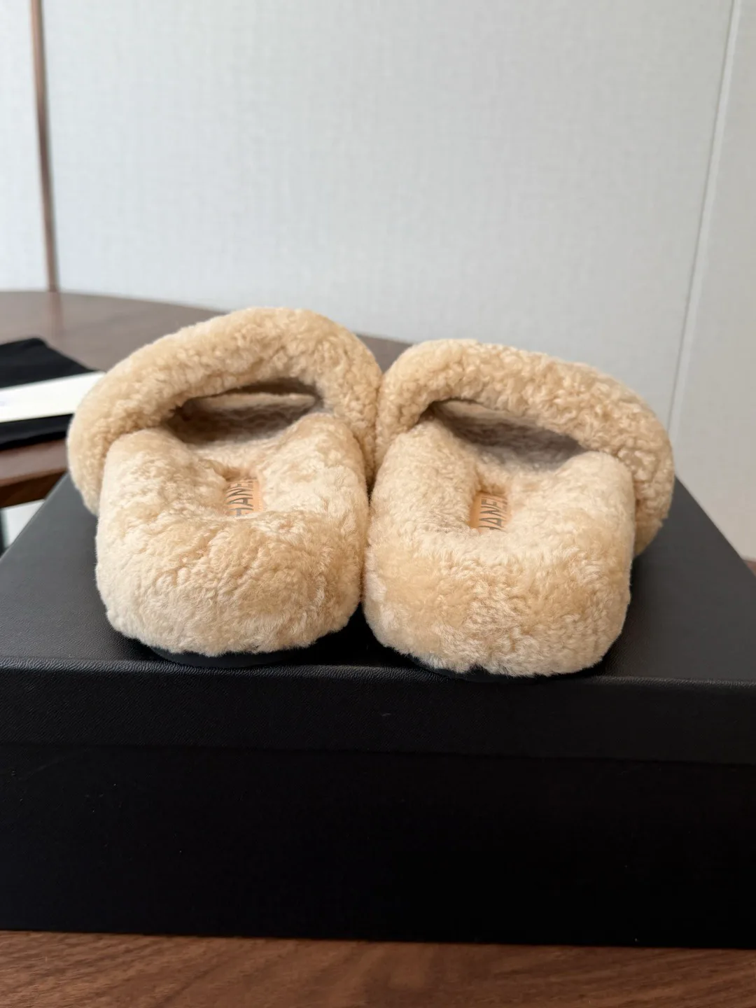Women's Slippers CHANEL 18357266