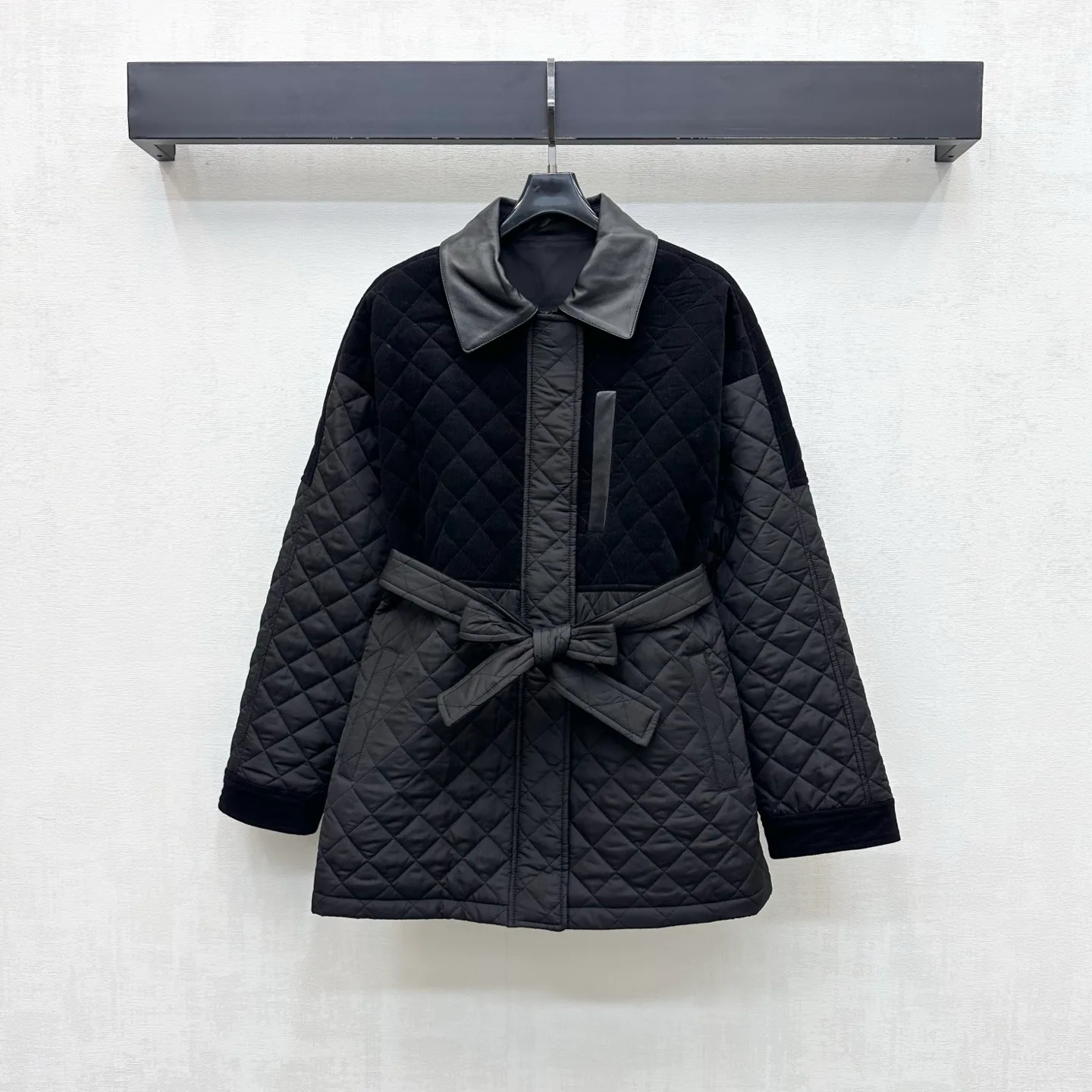 Women's Jackets And Down Jackets HERMES 18022960