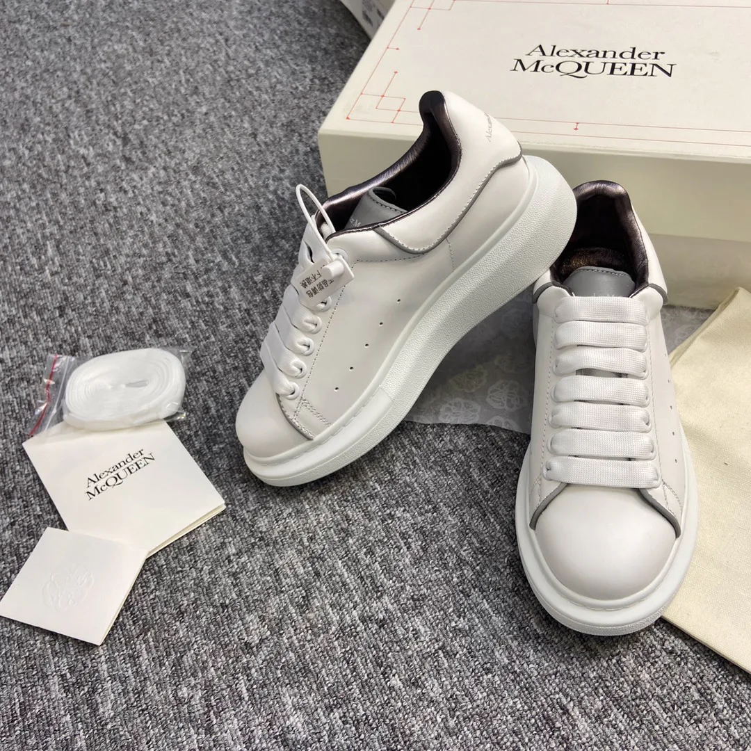 Women's Sneakers ALEXANDER MCQUEEN 17963424