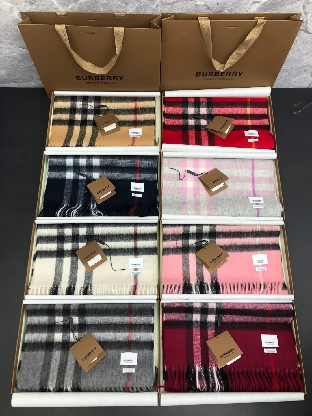 Scarves BURBERRY 18141190