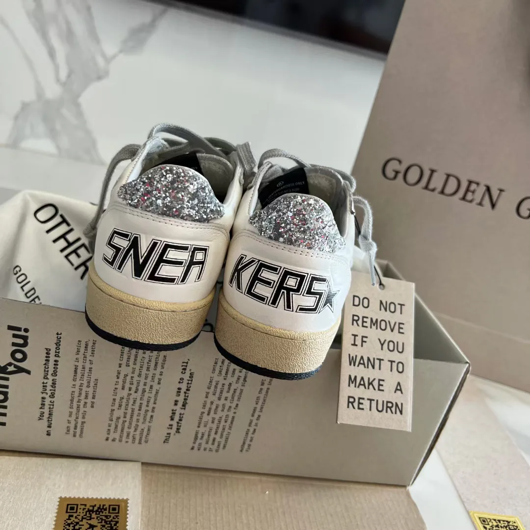 Women's Sneakers GOLDEN GOOSE 16995676