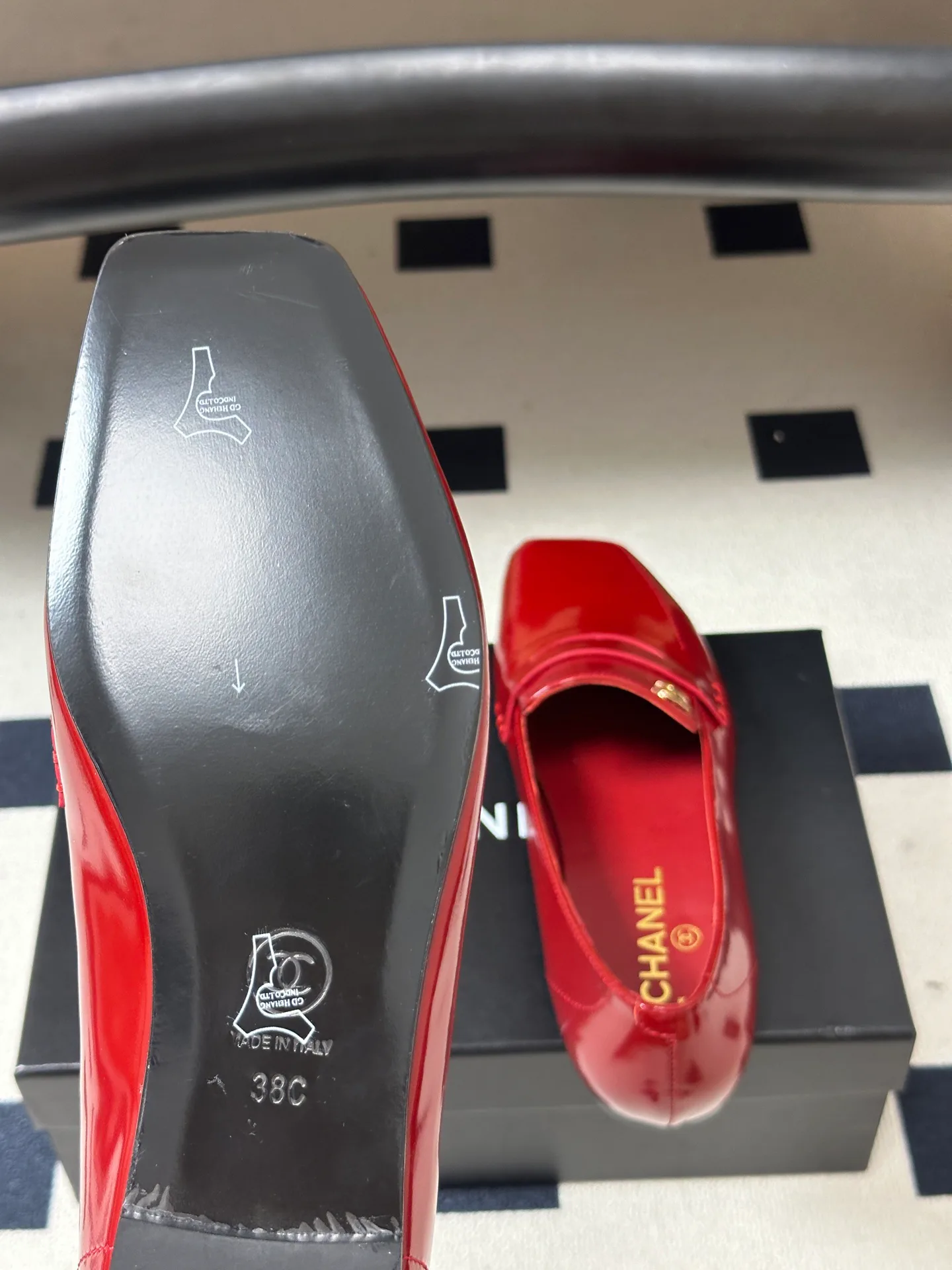Women's Loafers And Moccasins CHANEL 18049695