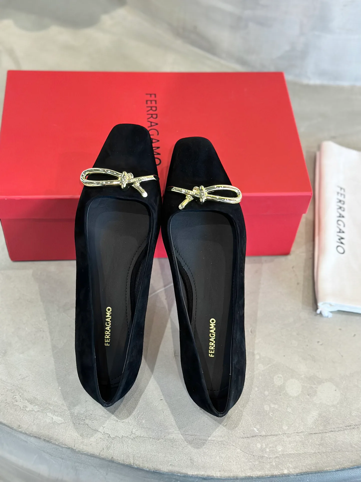 Women's Ballet Flats SALVATORE FERRAGAMO 18340747