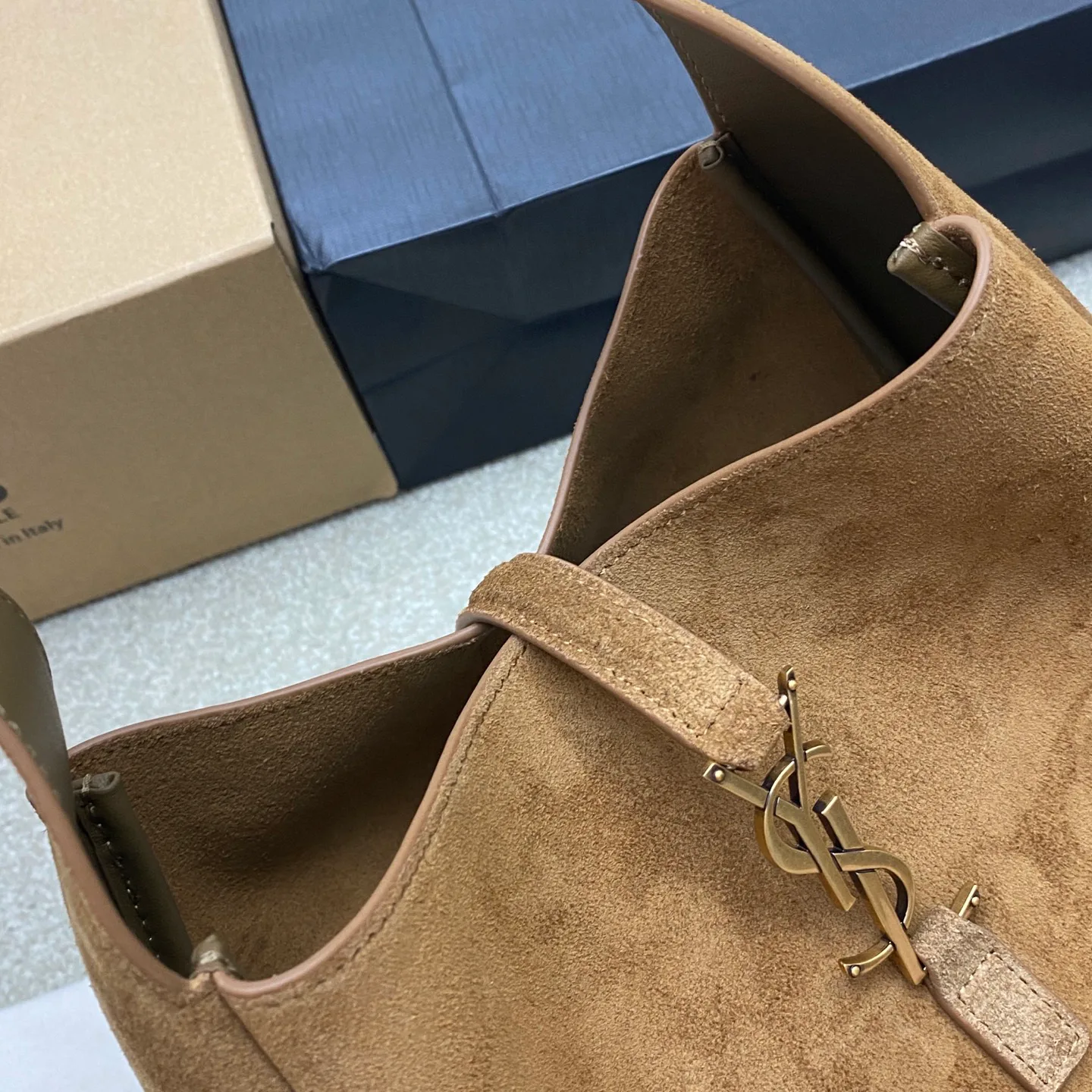 Women's Classic Handbags SAINT LAURENT 17872088