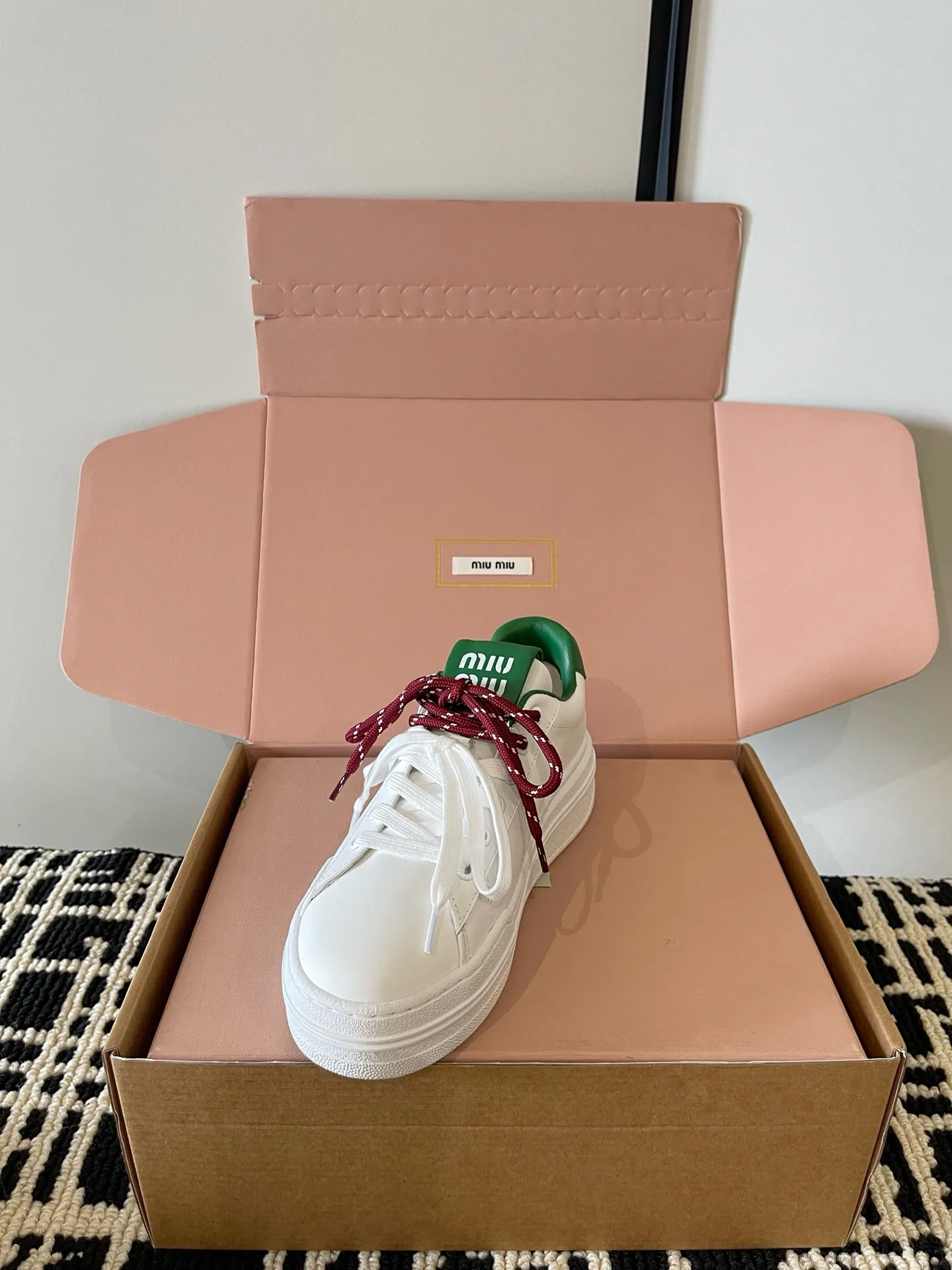 Women's Sneakers MIU MIU 18234987