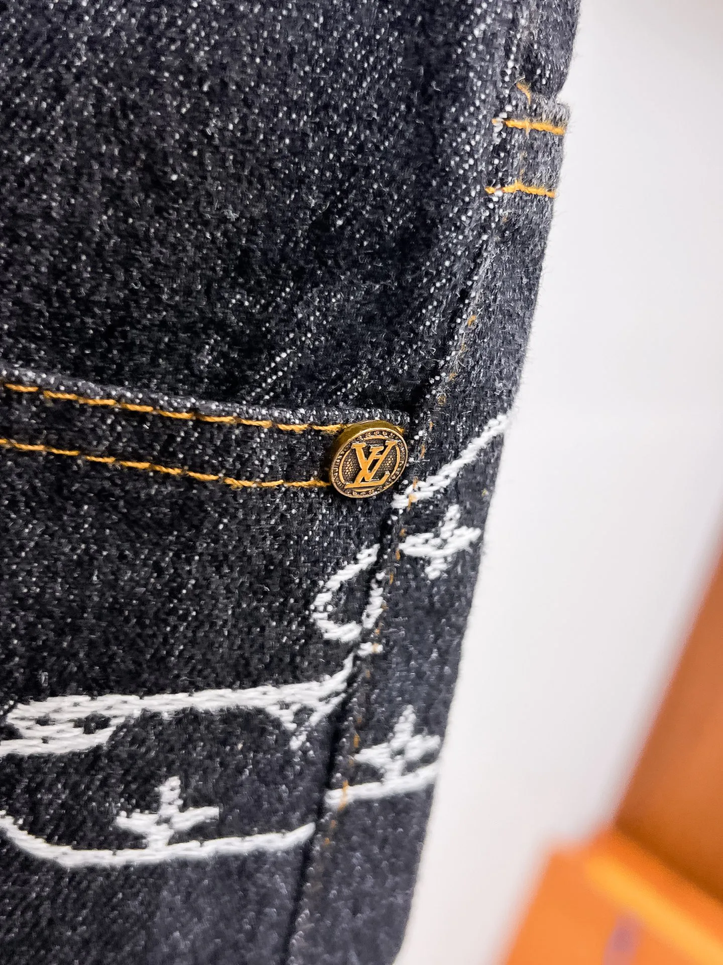 Men's Jeans LOUIS VUITTON 18345662