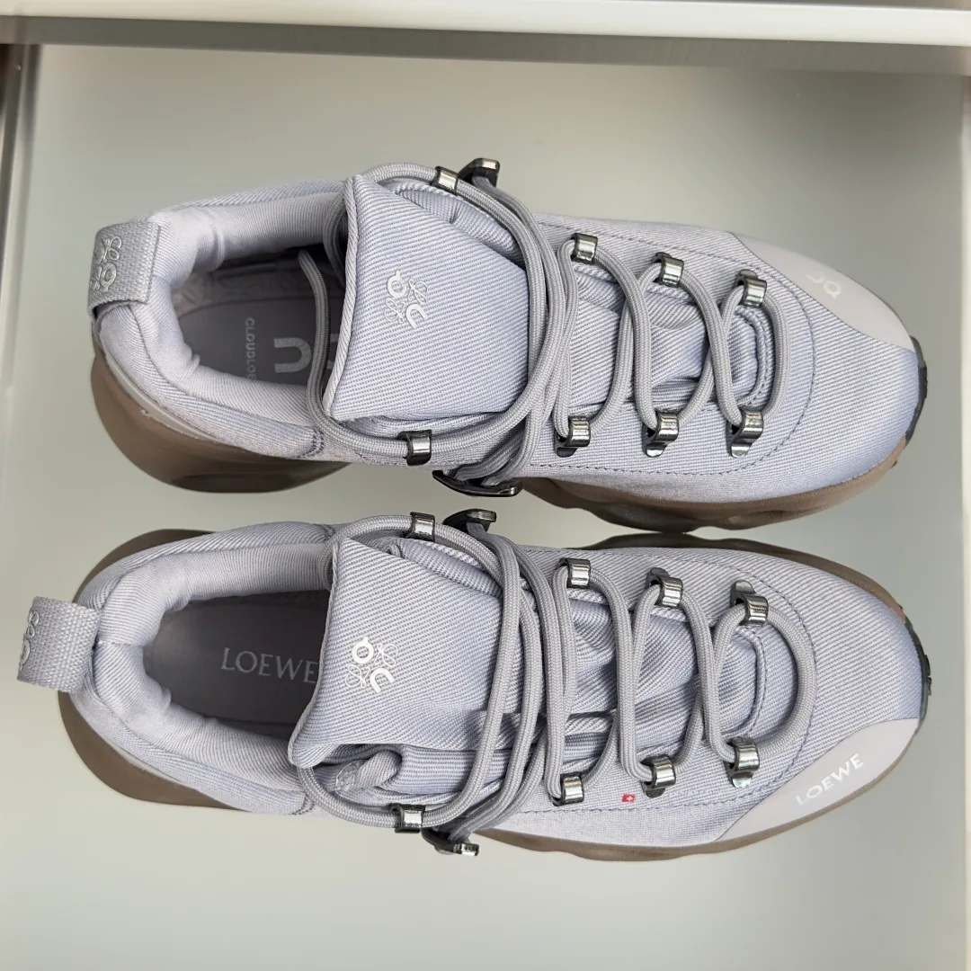 Women's Sneakers LOEWE 18339174