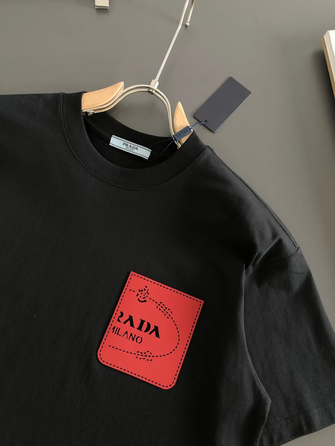 Men's T-Shirts PRADA 17642120