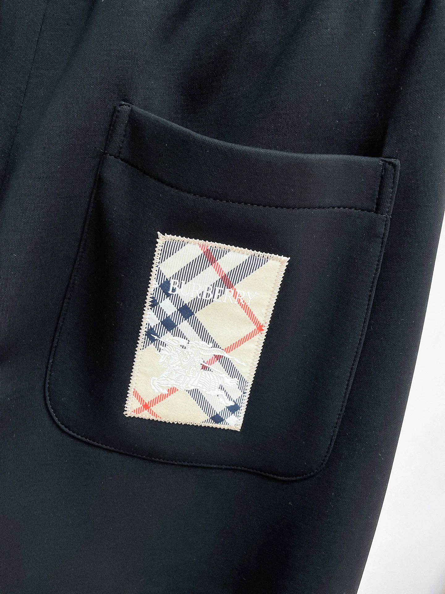 Men's Trousers BURBERRY 18499581