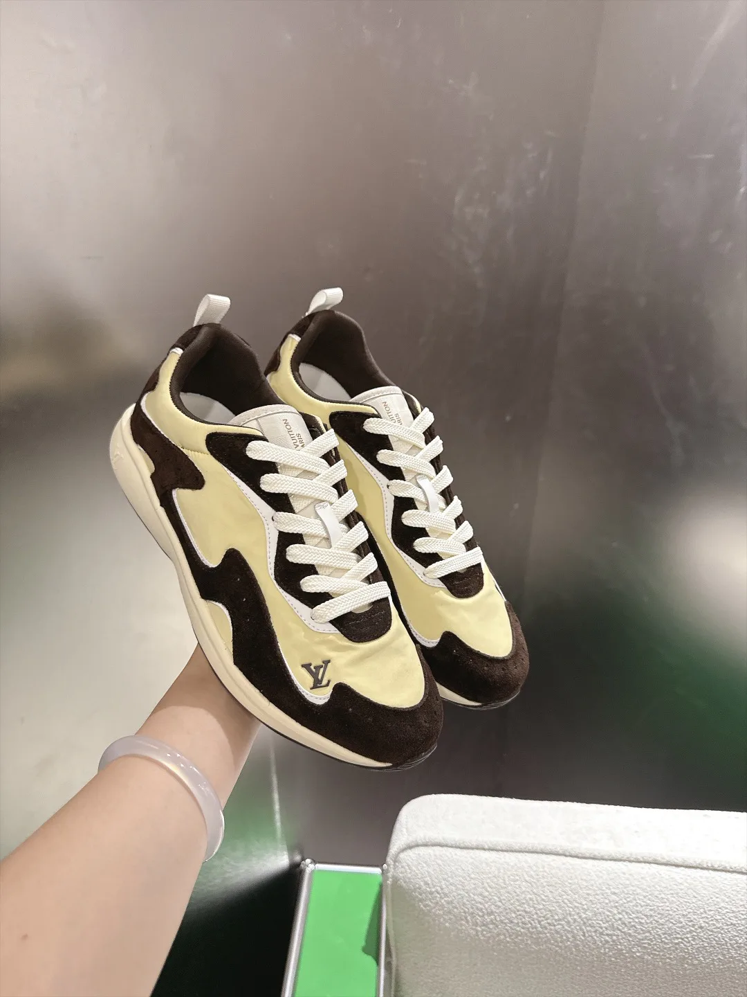 Men's Sneakers LOUIS VUITTON 18011729
