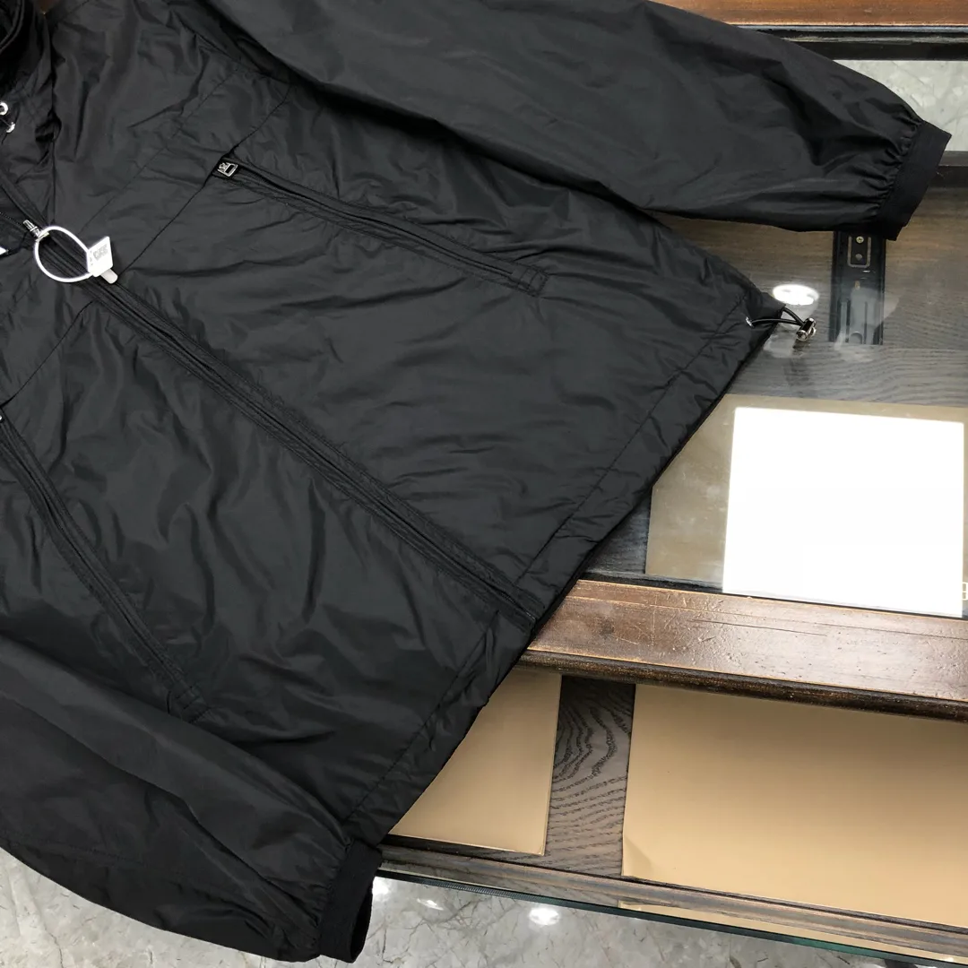 Men's Jackets And Down Jackets MONCLER 17286029