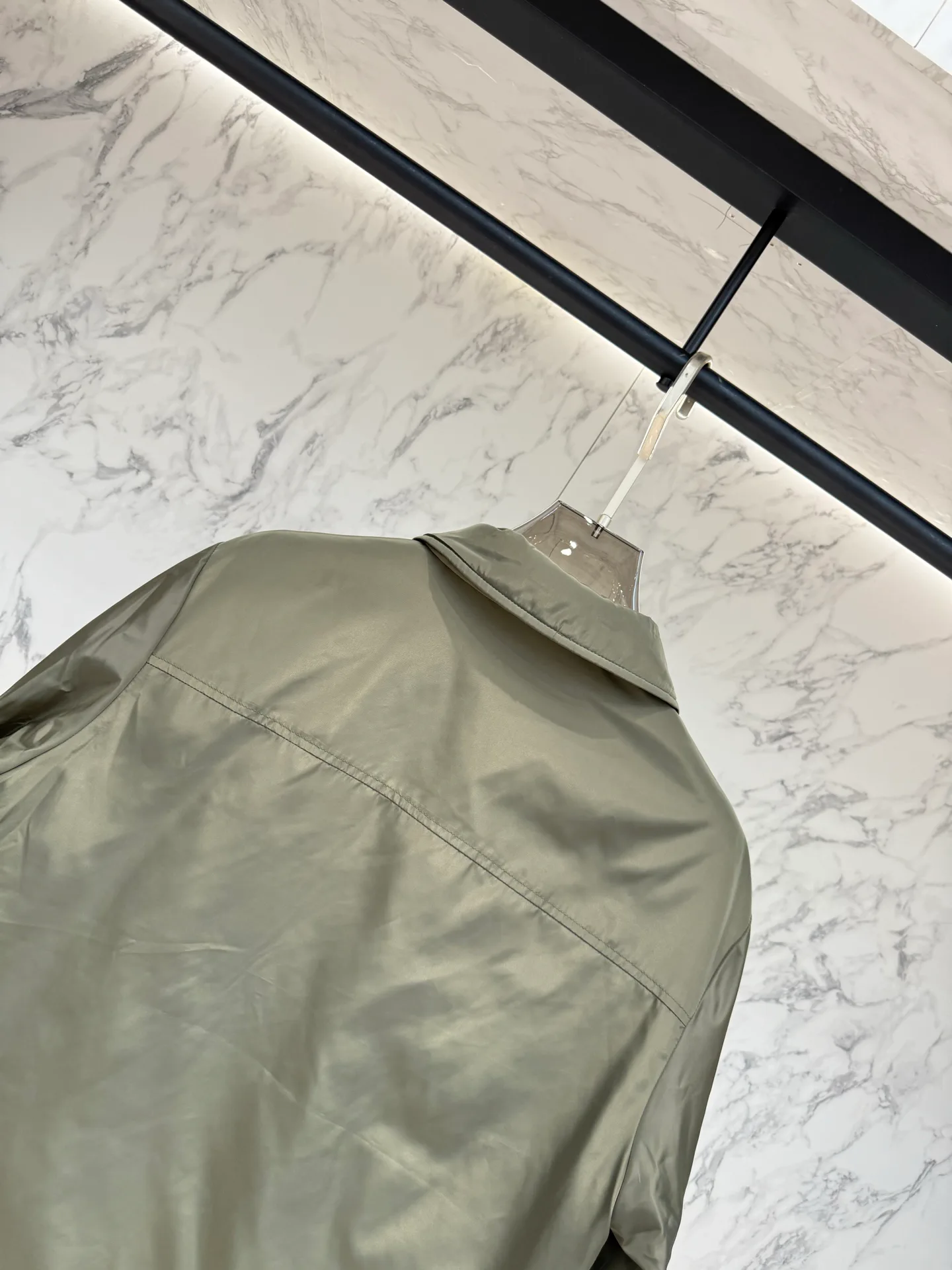 Men's Jackets And Down Jackets MONCLER 18236959