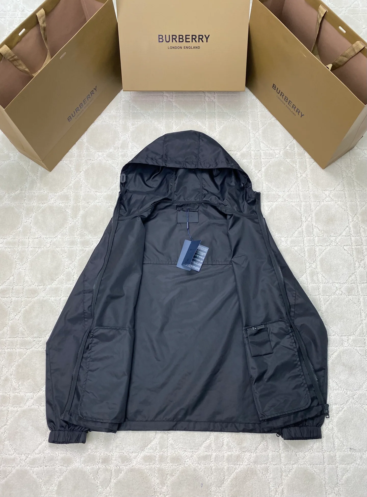 Men's Jackets And Down Jackets PRADA 18074100