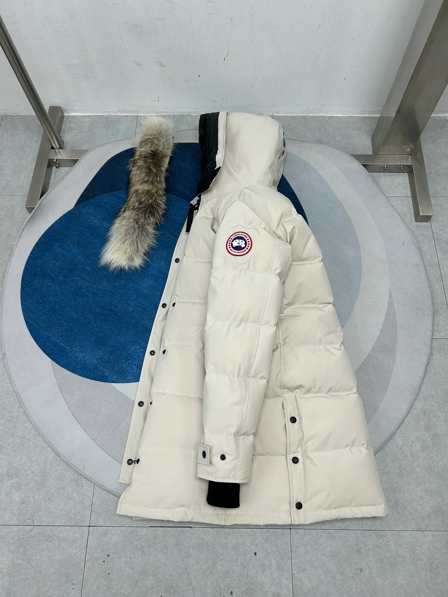 Women's Jackets And Down Jackets CANADA GOOSE 18188606