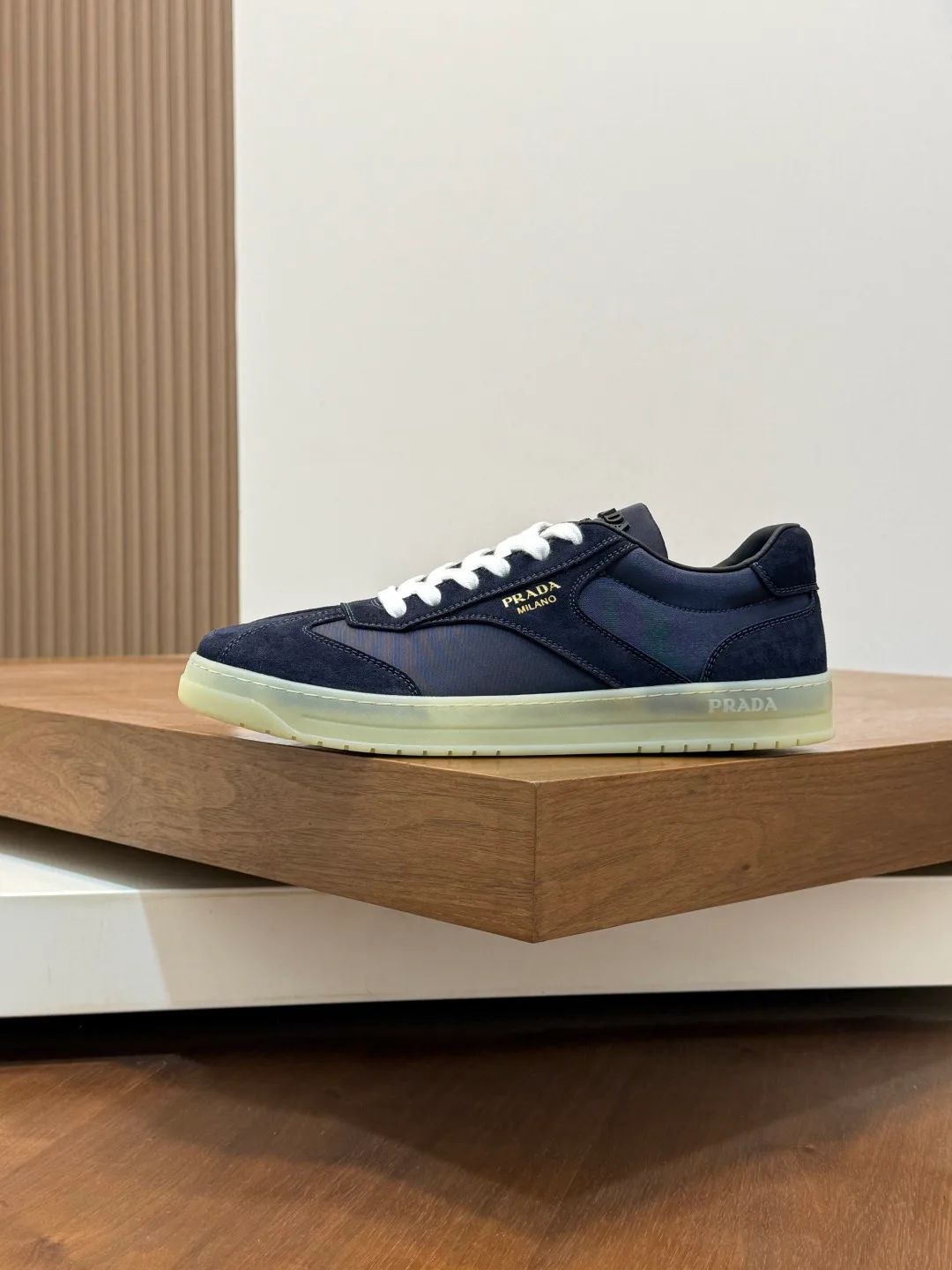 Men's Sneakers PRADA 17809351