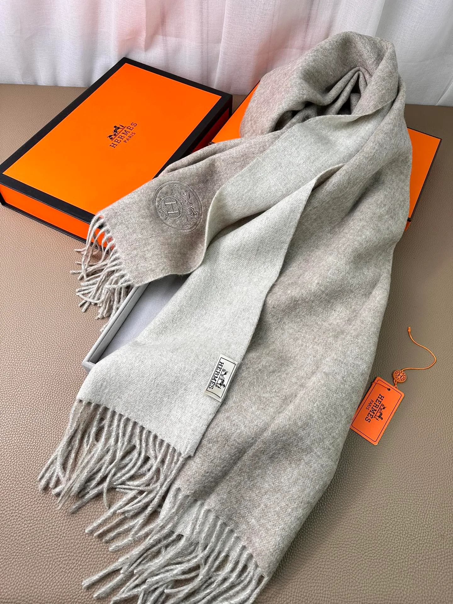 Scarves HERMES 18105098