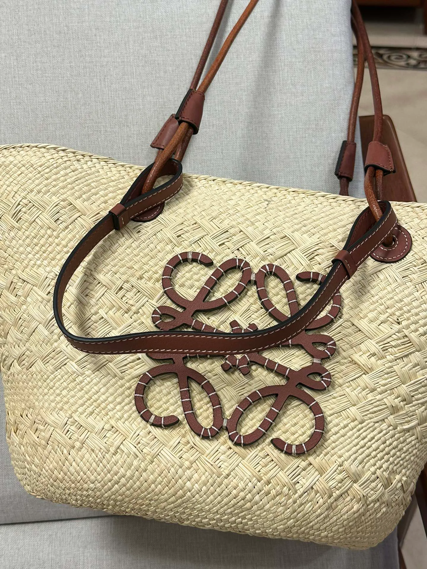 Women's Classic Handbags LOEWE 17551012