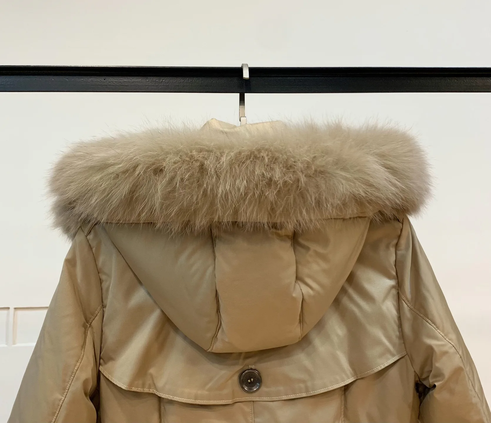 Women's Jackets And Down Jackets BURBERRY 17965231