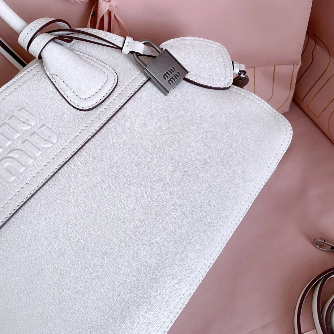 Women's Classic Handbags MIU MIU 18004744