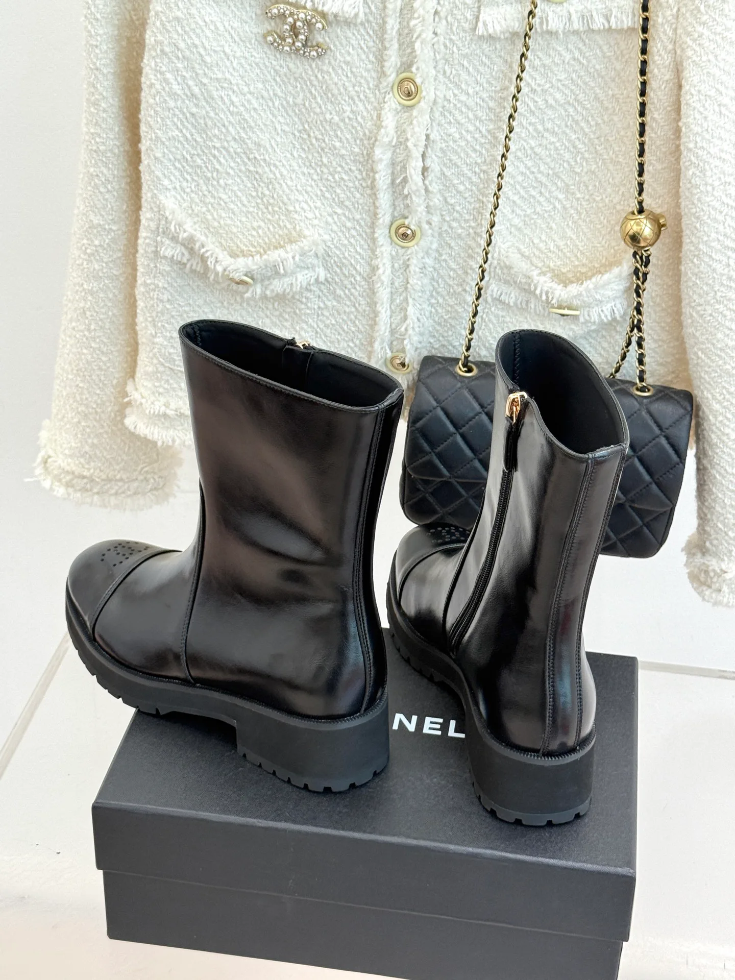 Women's Boots CHANEL 18004024