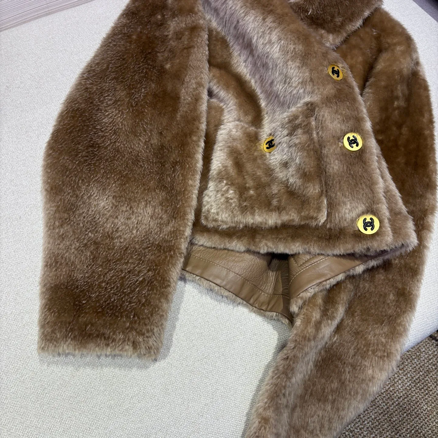 Women's Leather Jackets And Sheepskin Coats CHANEL 18016151