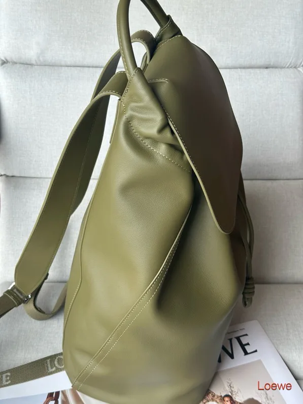 Women's Backpacks LOEWE 18383306