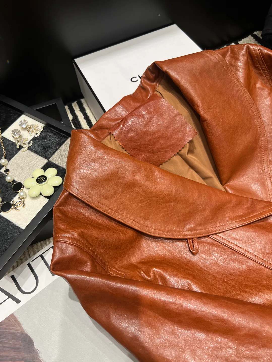 Women's Leather Jackets And Sheepskin Coats CHANEL 18138526