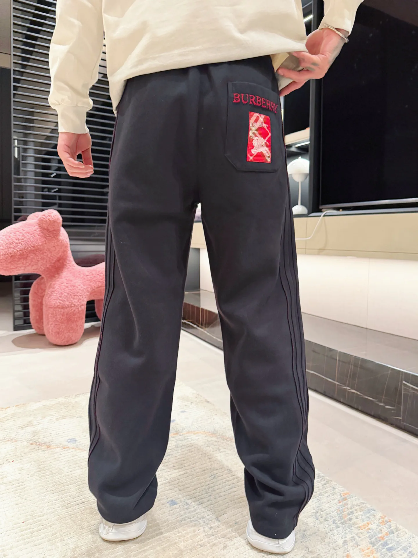 Men's Trousers BURBERRY 18499670