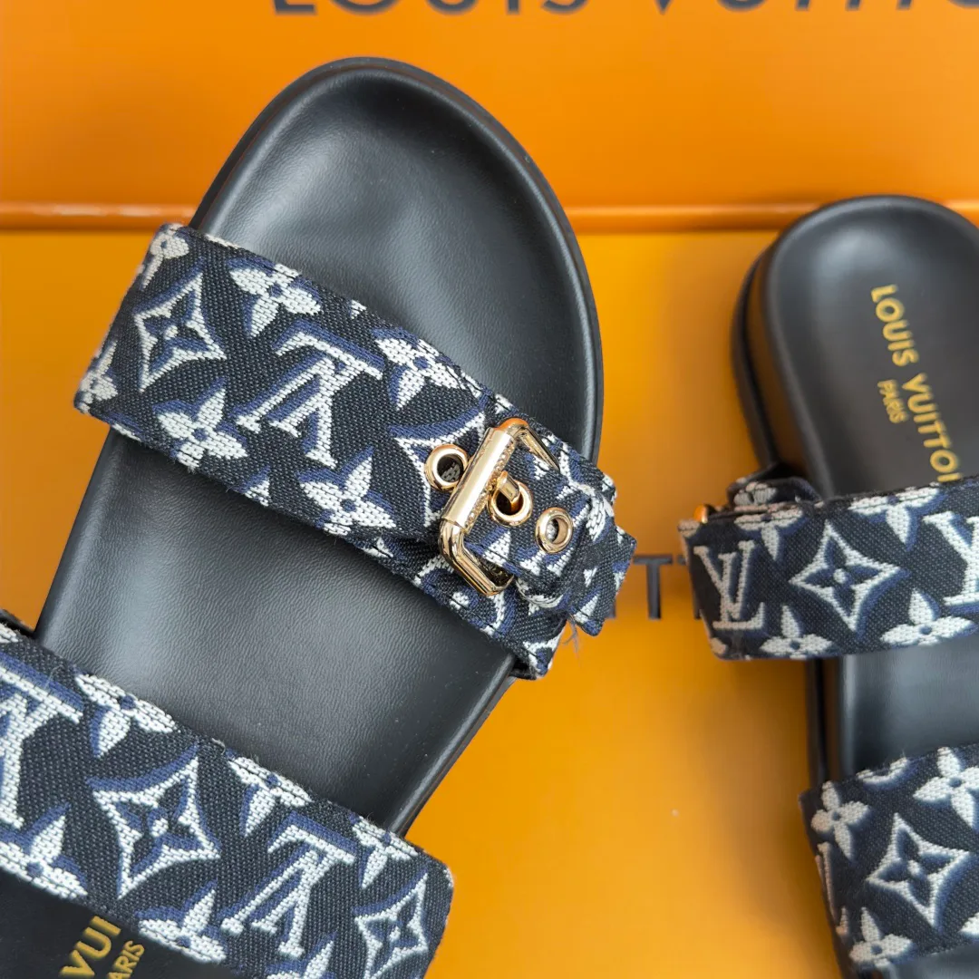 Women's Flip-Flops LOUIS VUITTON 17780721