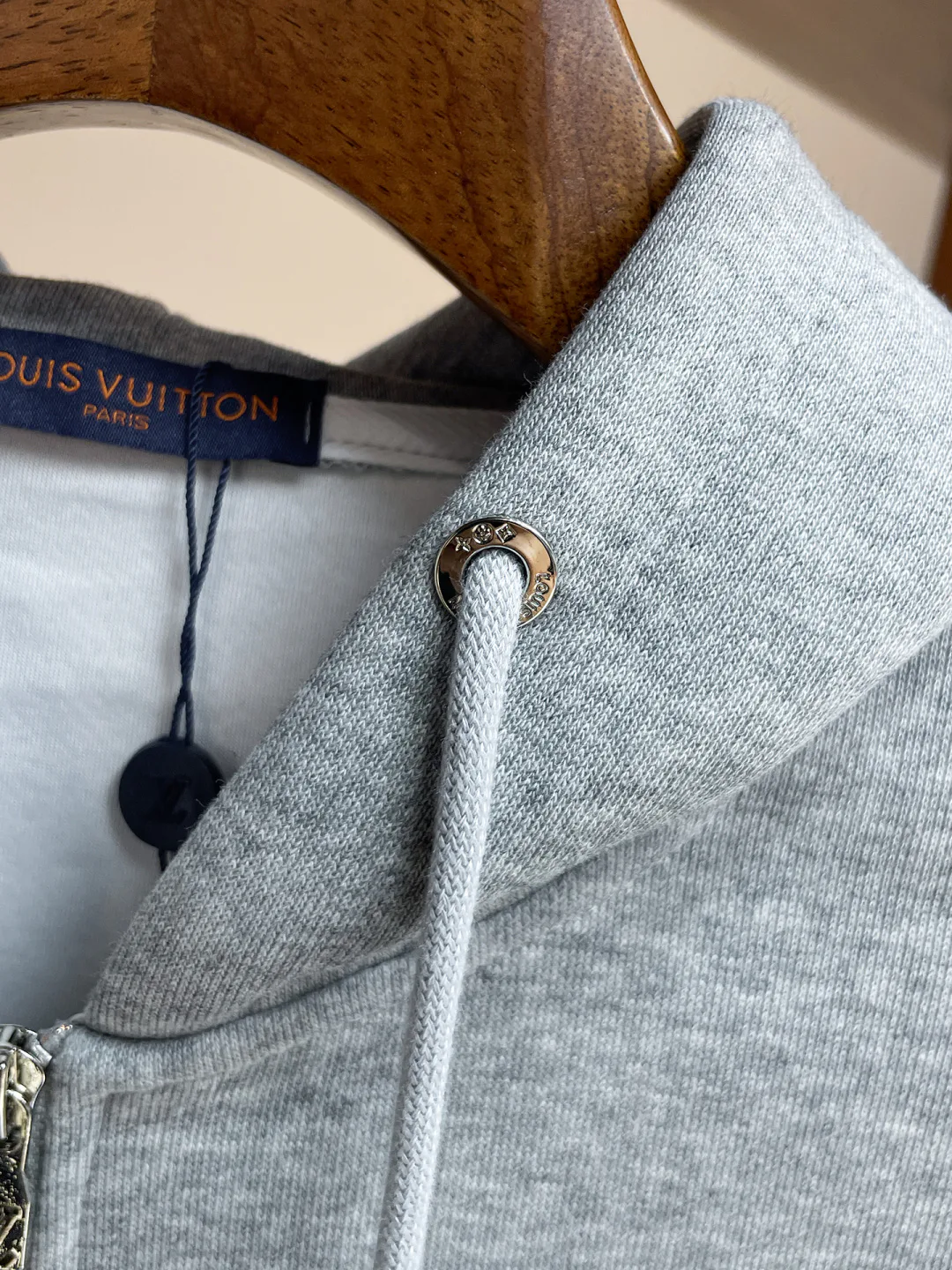 Men's Sweatshirts And Hoodies LOUIS VUITTON 18340427