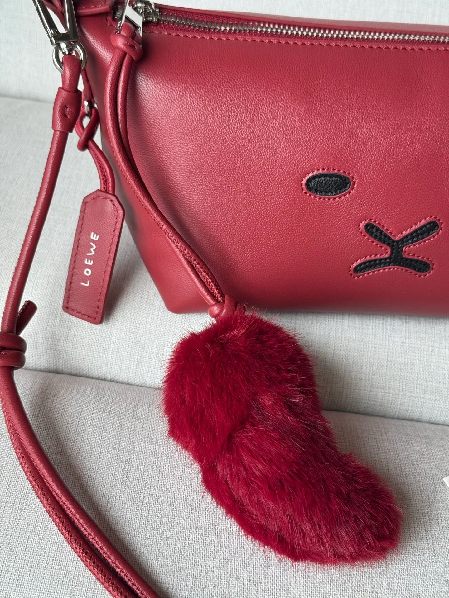 Women's Classic Handbags LOEWE 17887374