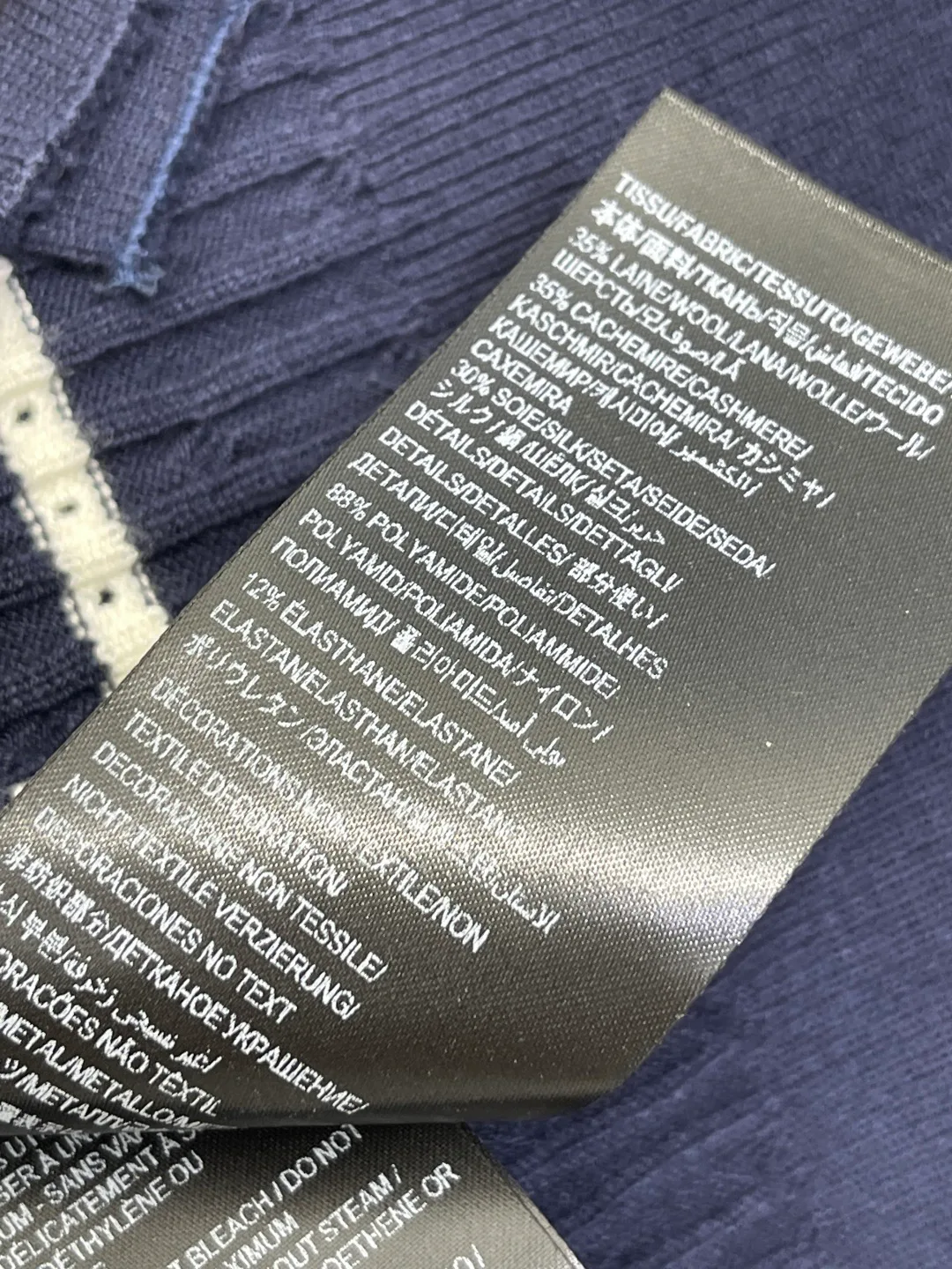 Women's Jumpers And Sweaters SAINT LAURENT 17941115