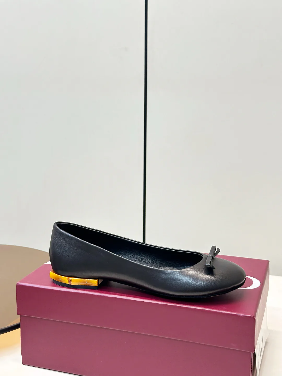 Women's Ballet Flats GUCCI 18079733