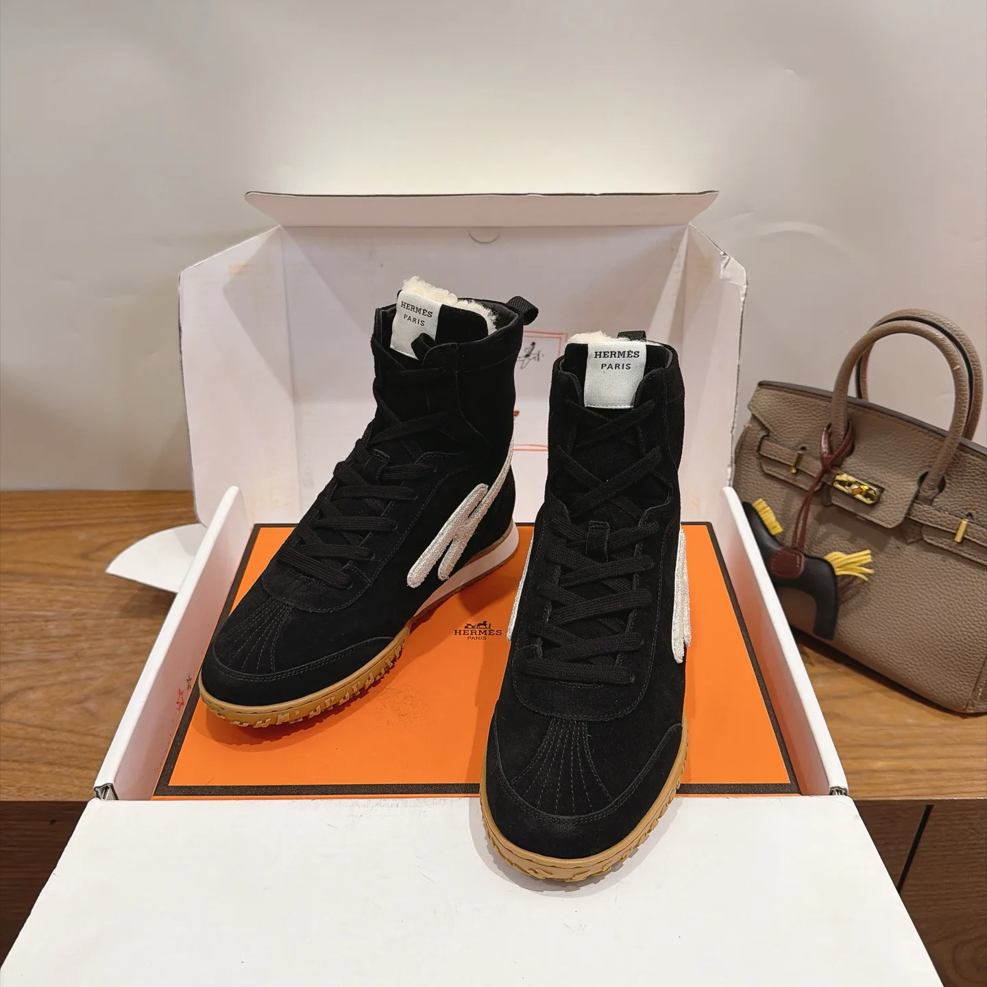 Women's Sneakers HERMES 17935237