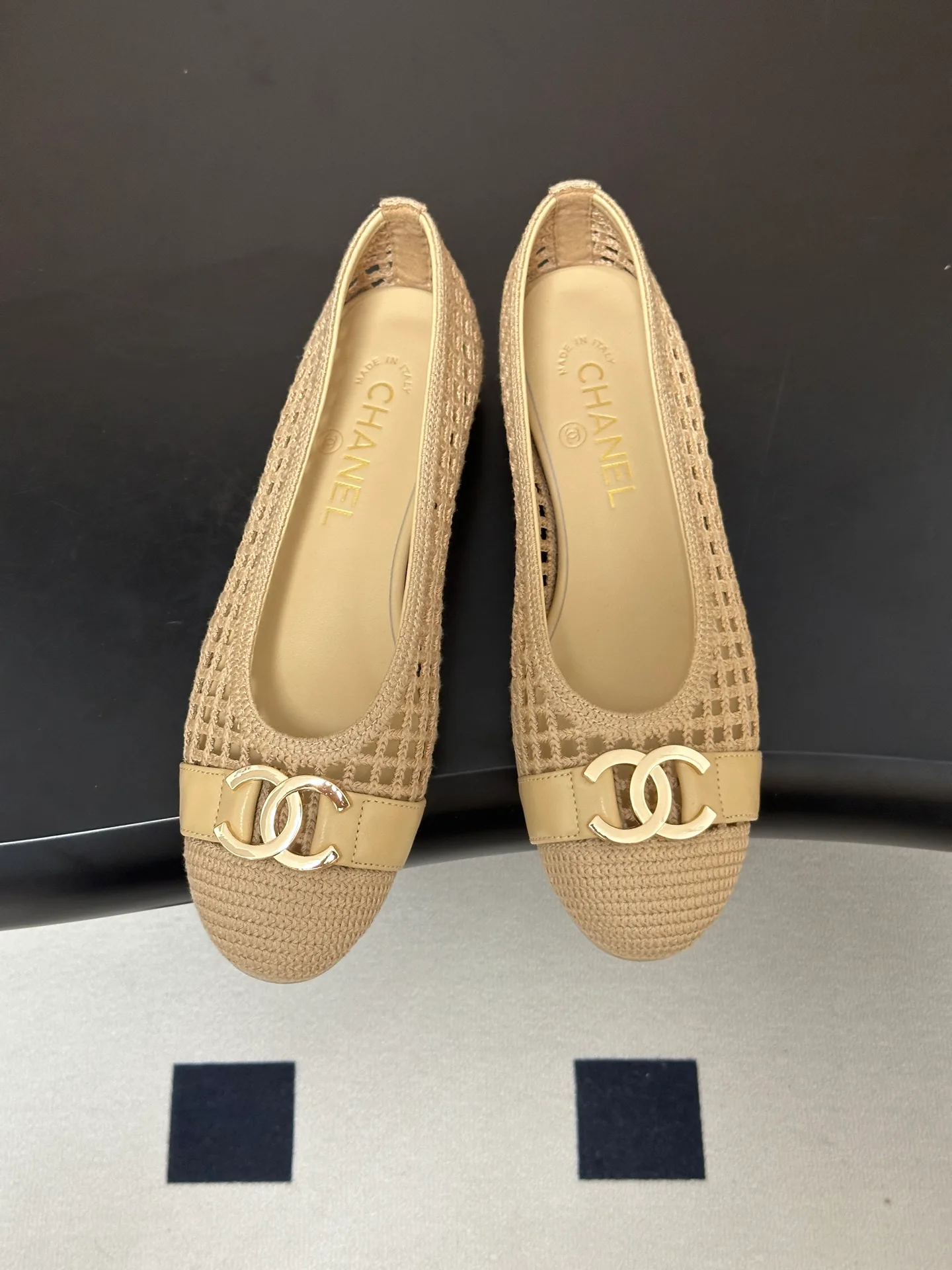 Women's Ballet Flats CHANEL 17403438