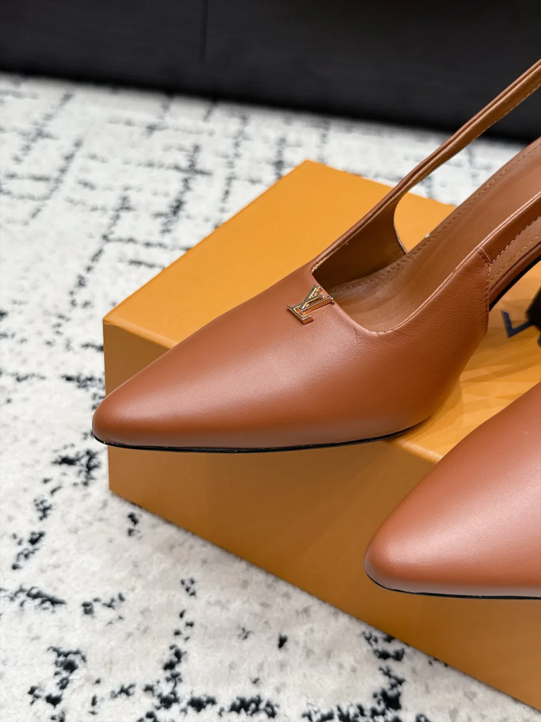 Women's Heels LOUIS VUITTON 18505540