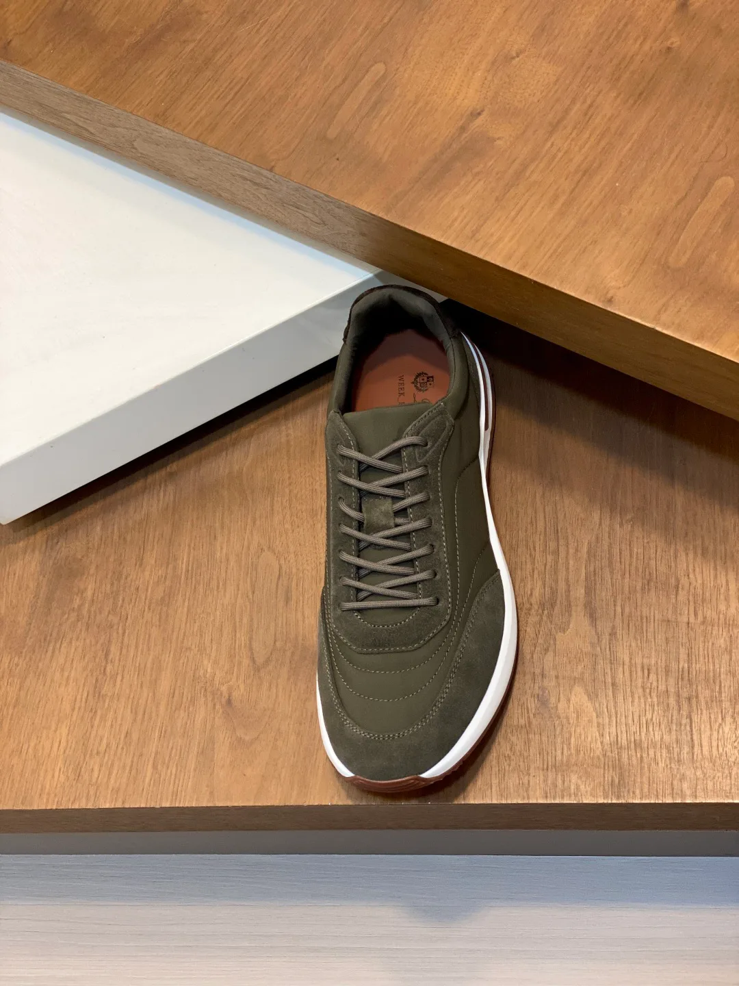 Men's Sneakers LORO PIANA 18078910