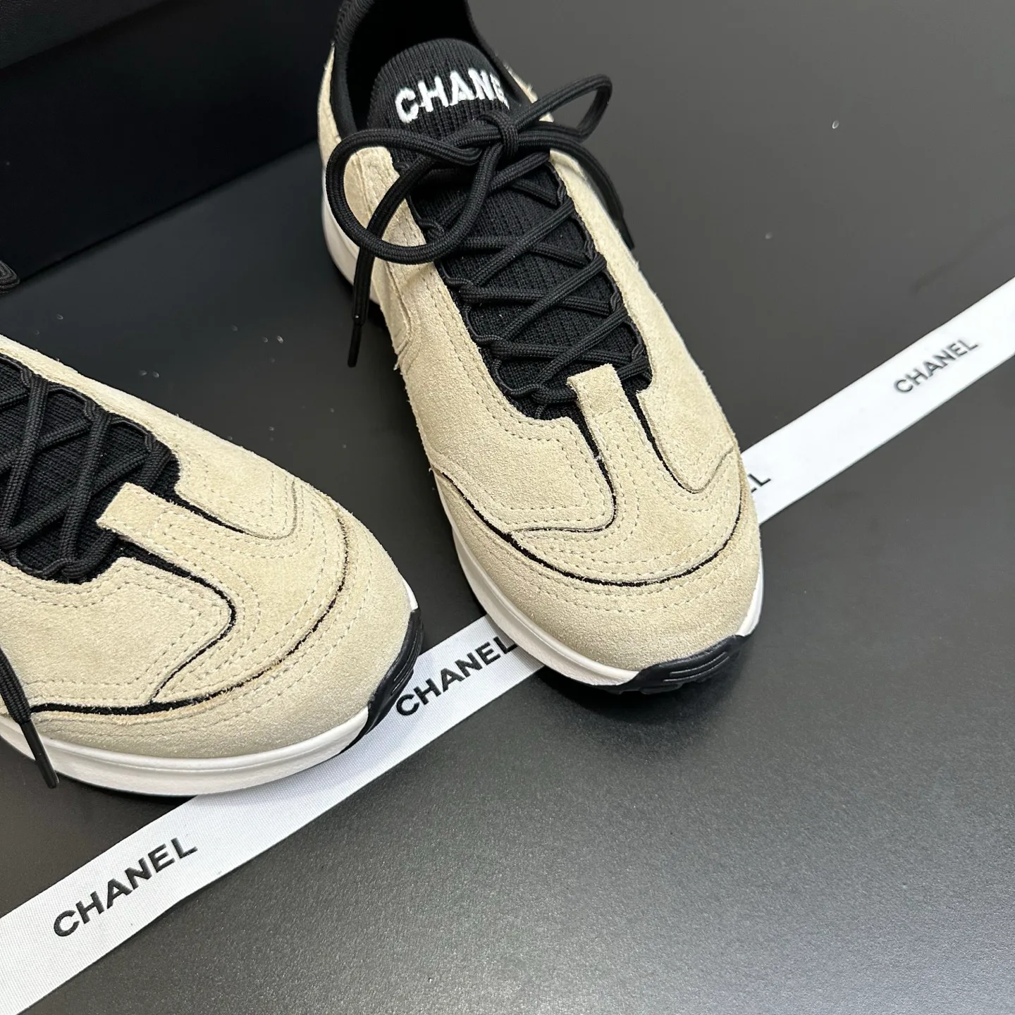 Women's Sneakers CHANEL 17934449