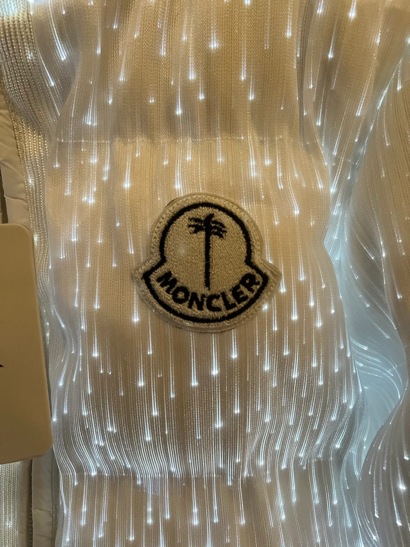 Куртки И Пуховики Мужские Moncler 18634327